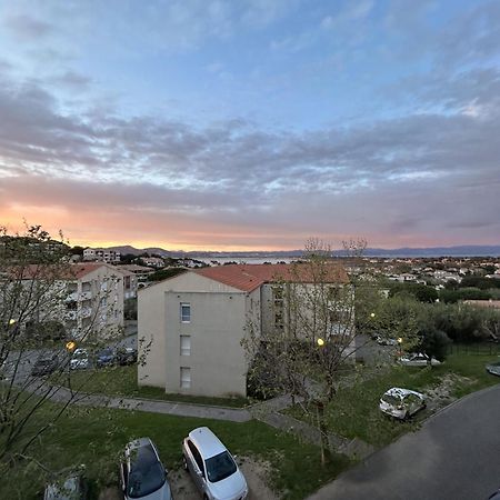 Appartement Superbe Duplex Refait A Neuf ! à Hyères Extérieur photo