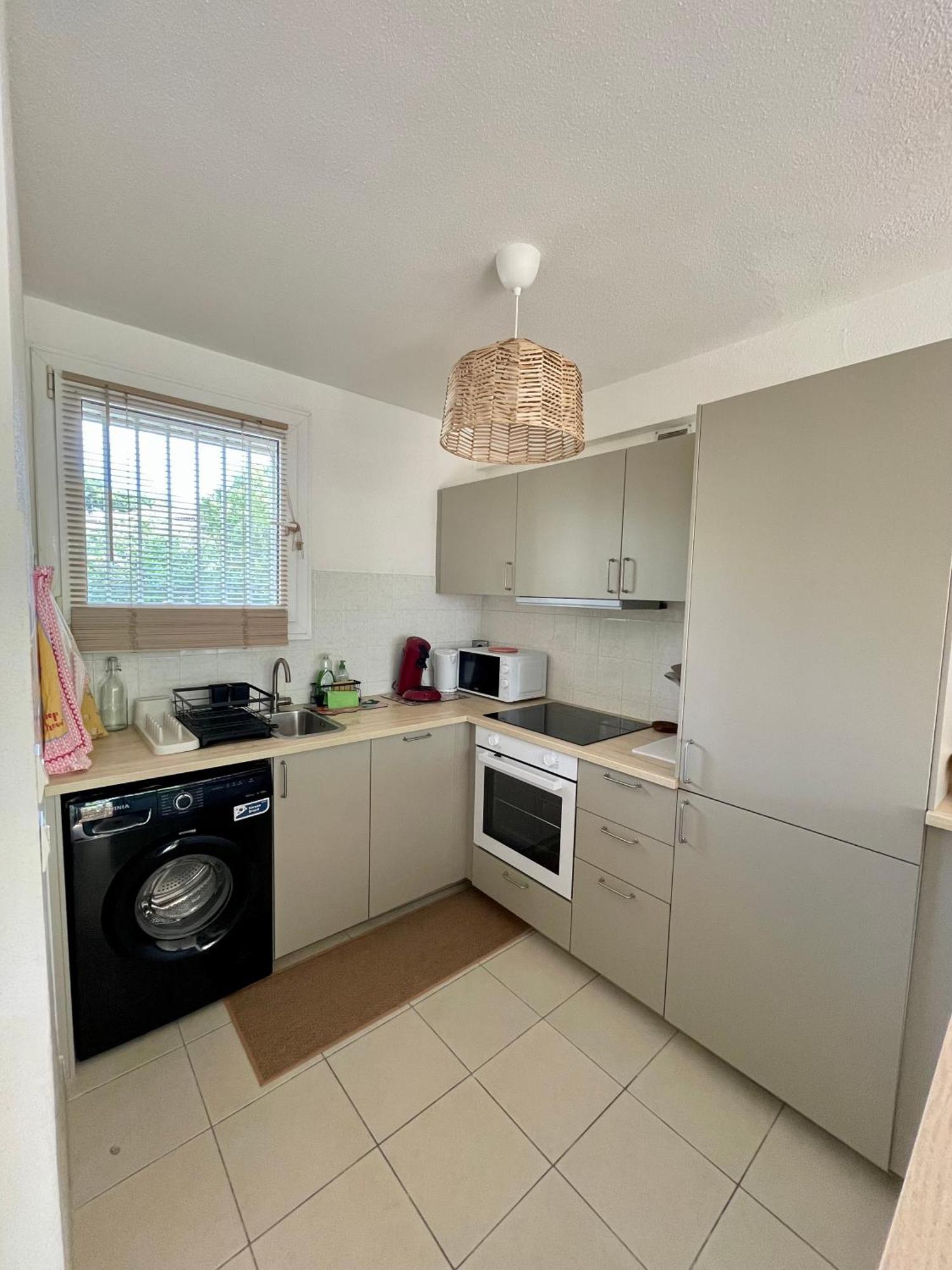 Appartement Superbe Duplex Refait A Neuf ! à Hyères Extérieur photo