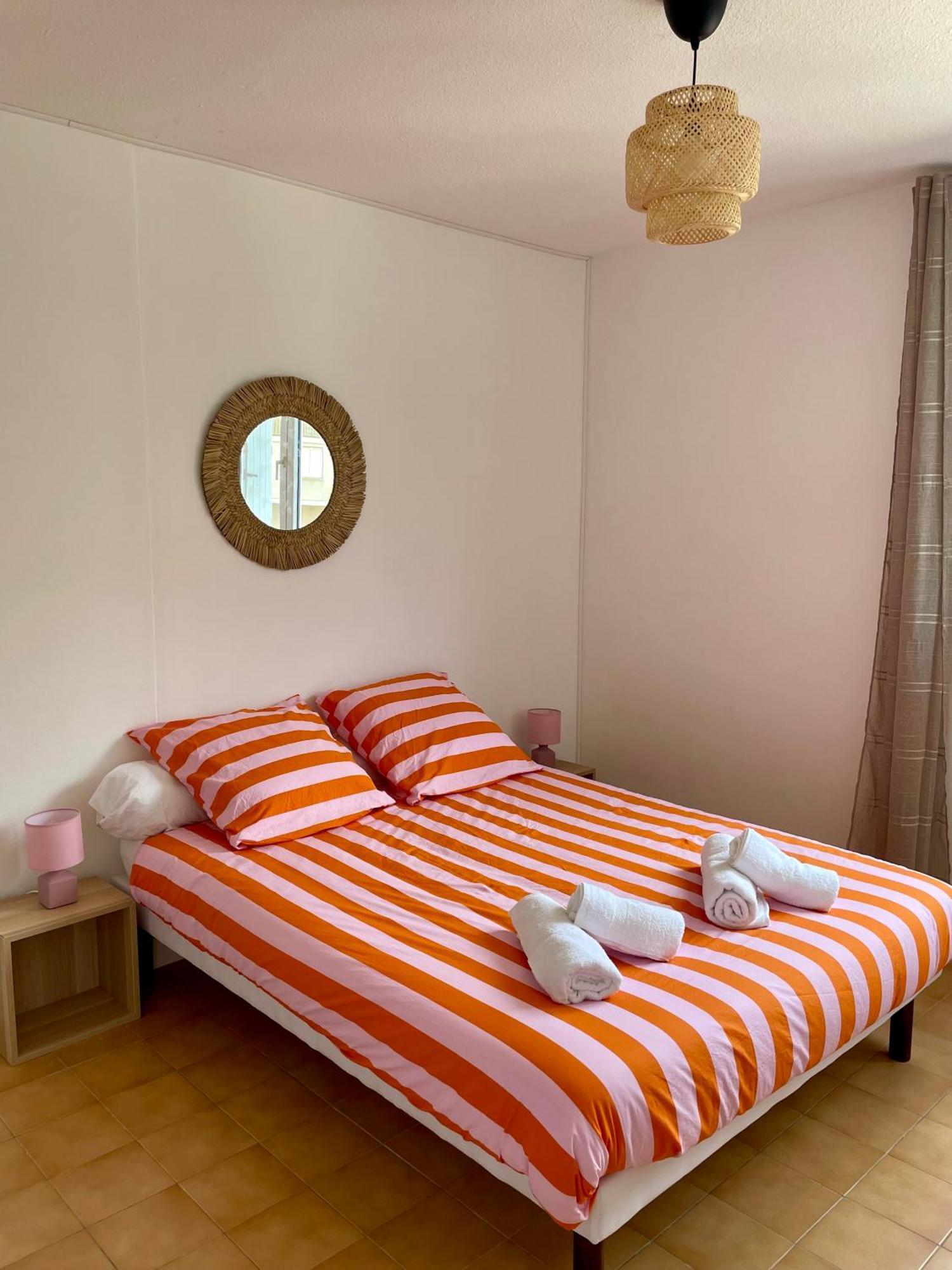 Appartement Superbe Duplex Refait A Neuf ! à Hyères Extérieur photo